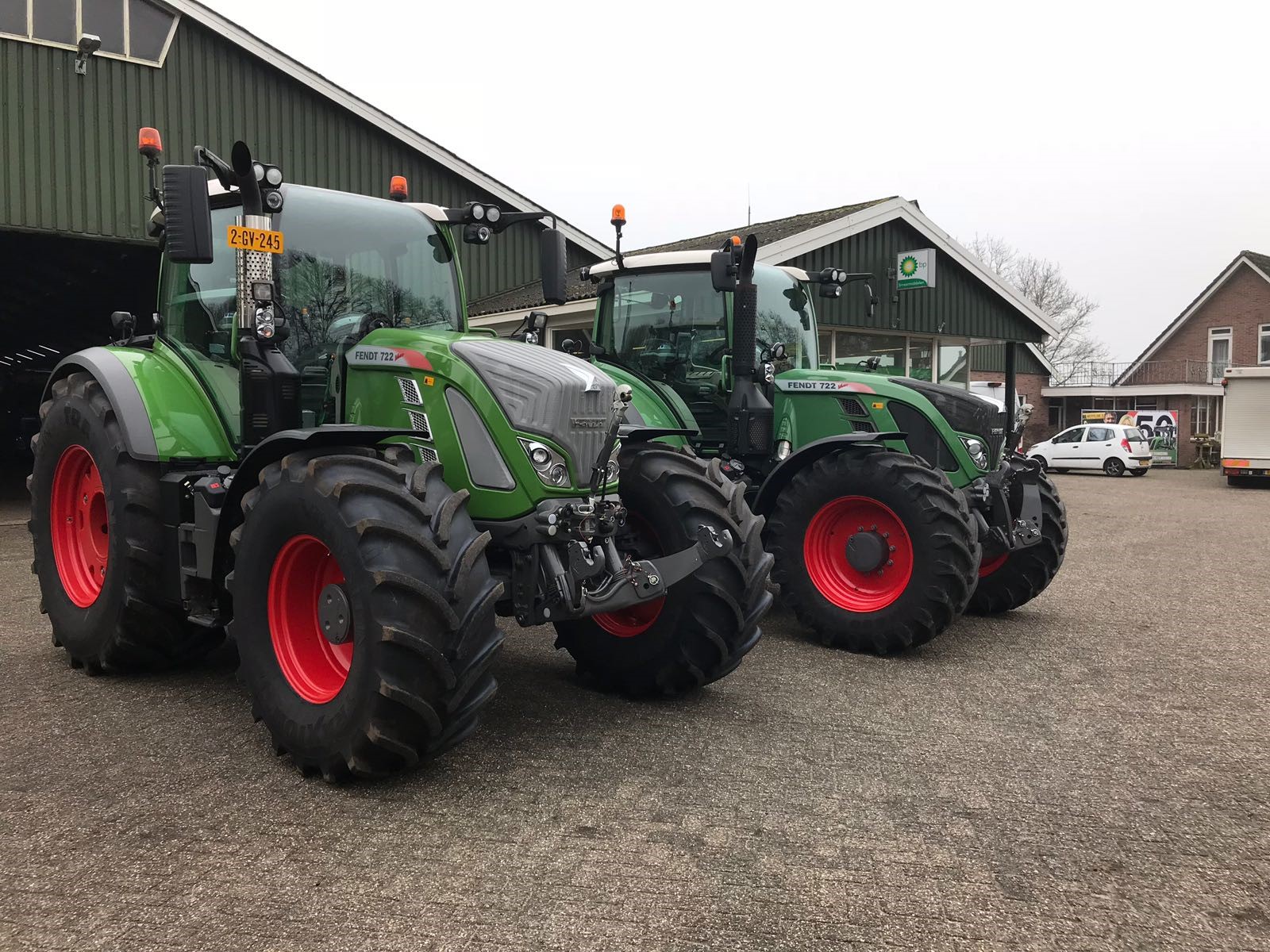 Twee keer een Fendt 722 Vario afgeleverd!